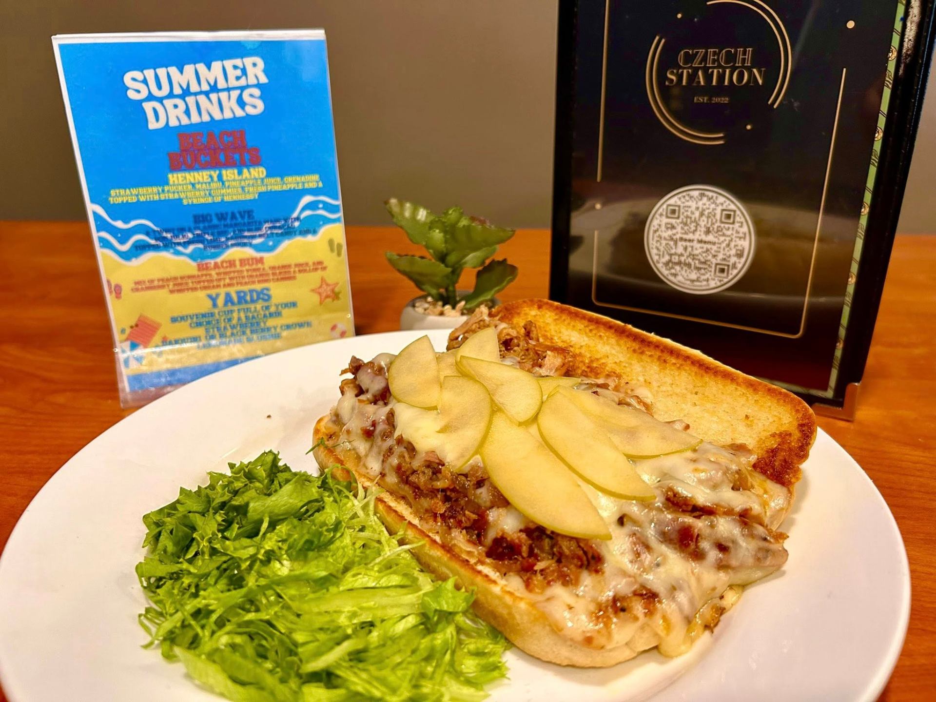 Station pulled pork sandwich